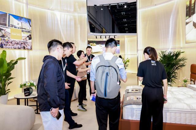 金可兒攜進口新品驚艷2024中國家博會(圖2)