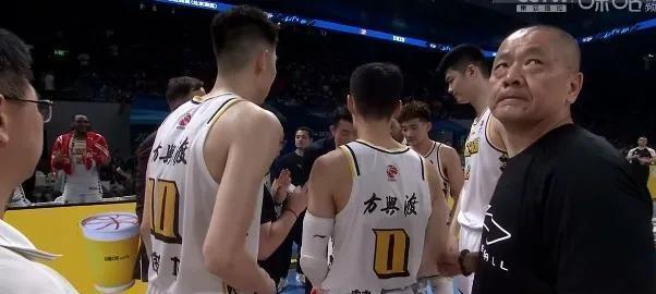 廣廈奪冠！賽后聽聽媒體專家怎么說胡金秋喜極而泣(圖1)