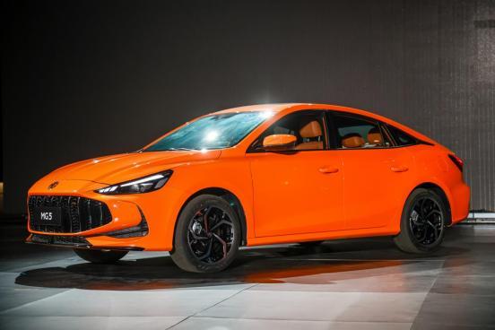雙車(chē)升級(jí)火力全開(kāi)MG52026款置換驚喜價(jià)599萬(wàn)元起Cyberster2026款3198萬(wàn)起(圖7)